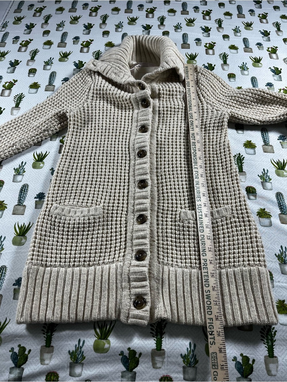 Aerie Large Knit Beige Button-Front Women's Sweater Cardigan Size Medium Pockets - Picture 10 of 14